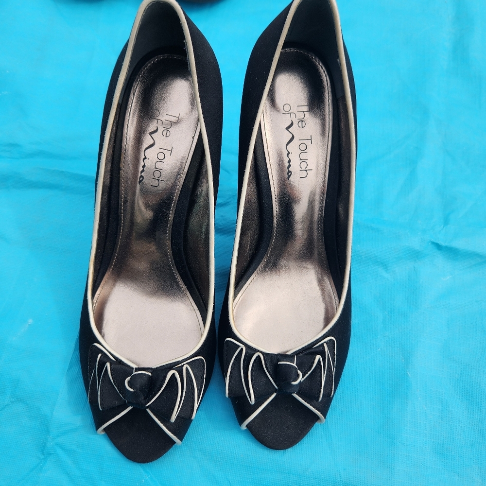 Touch of Nina Black and Silver Peep-Toe Heels
